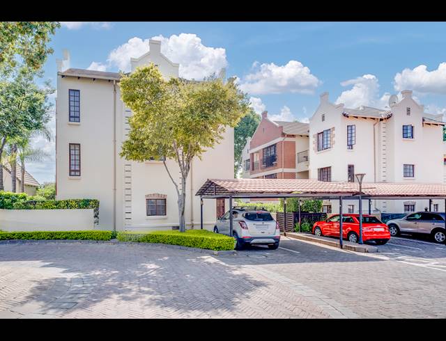 1 BEDROOM APARTMENT FOR SALE IN LONEHILL